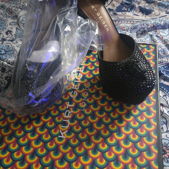 Kensington Platform - Picture 4 of 4